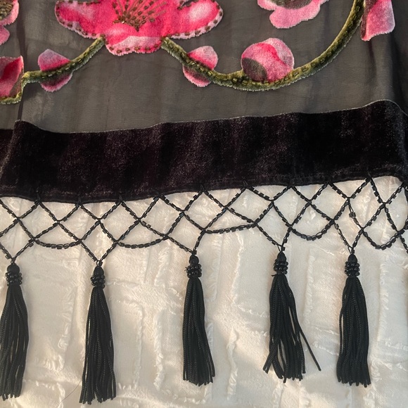 Aris A Cherry Blossom Silk Velvet Burnout w/Tassel Short Kimono O/S. (M/… - Picture 7 of 12